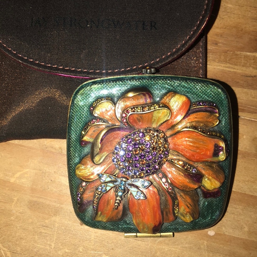 Jay Strongwater “MUM” compact brand new